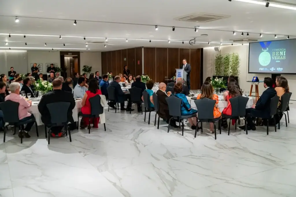 SindRoupas entrega Comenda Beni Veras 2024